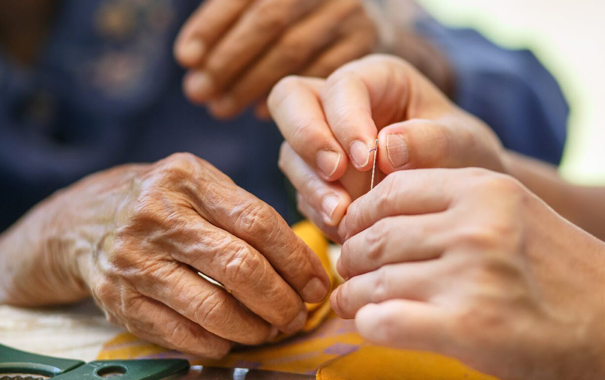 Terapia Ocupacional en personas mayores de 65 años, ¿qué hacemos? Terapia Ocupacional en personas mayores de 65 años, ¿qué hacemos?